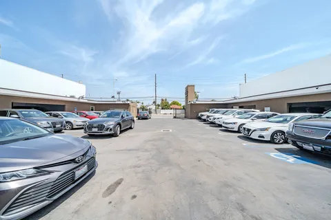$2,600,000 | 5716 West Manchester Avenue, Los Angeles, CA 90045
