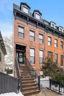 $880,000 | 320 Pacific Avenue, Unit 2, Jersey City, NJ 07304