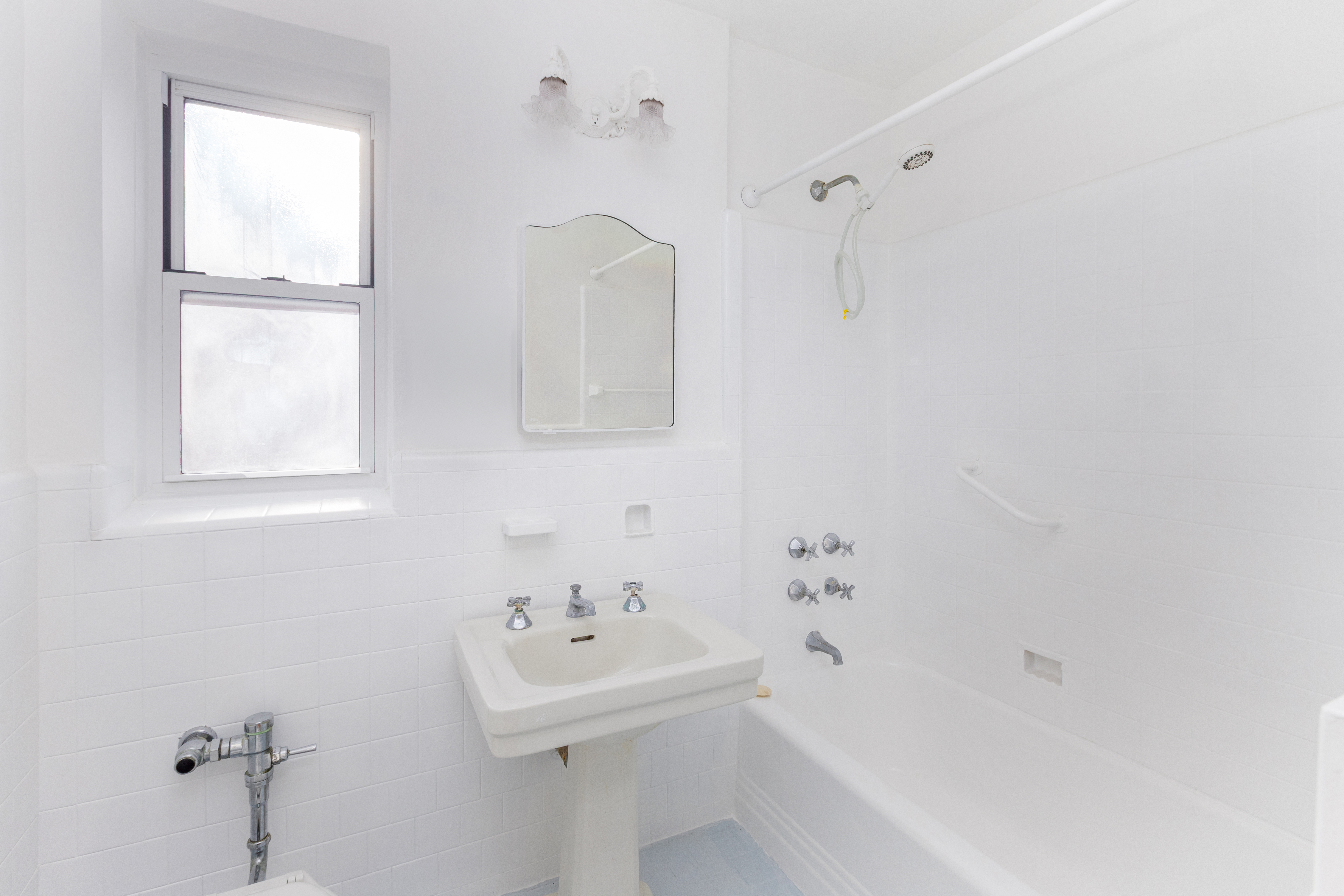 474 West 238th Street, Unit 4I Bronx, NY 10463 - Photo 6 of 20