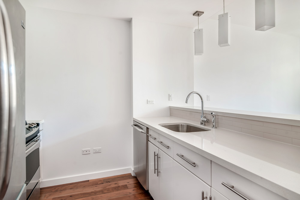 125 North 5th Street, Unit 3D Brooklyn, NY 11249 - Photo 2 of 10 a close view of sink and tap