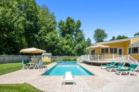 $1,199,999 | 61 Topsfield Road, Wenham, MA 01984