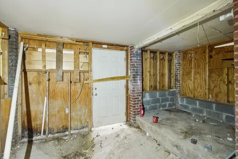 $525,000 | 1300 Trinidad Avenue Northeast, Washington, DC 20002