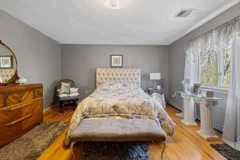 Contact Agent | 187 High Street, Winchester, MA 01890