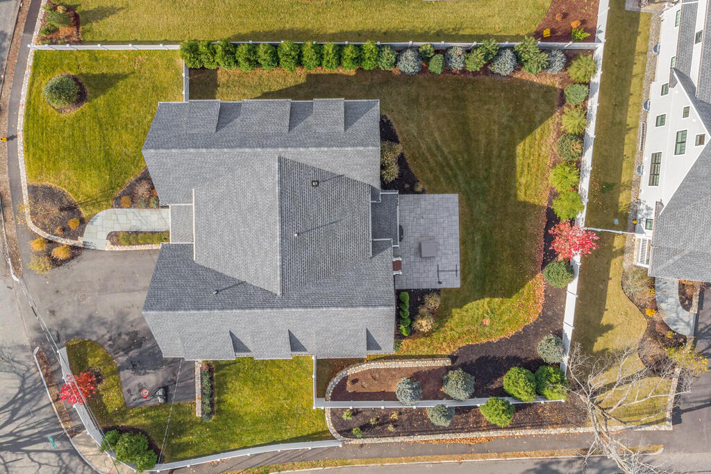 64 Valley View Road Waltham, MA 02452 - Photo 3 of 49