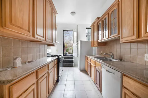 $2,595,000 | 1501 Broadway, Unit HSE | Theater District
