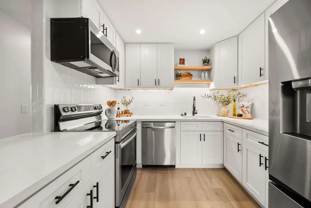 $635,000 | 2915 Cowley Way, Unit A, San Diego, CA 92117