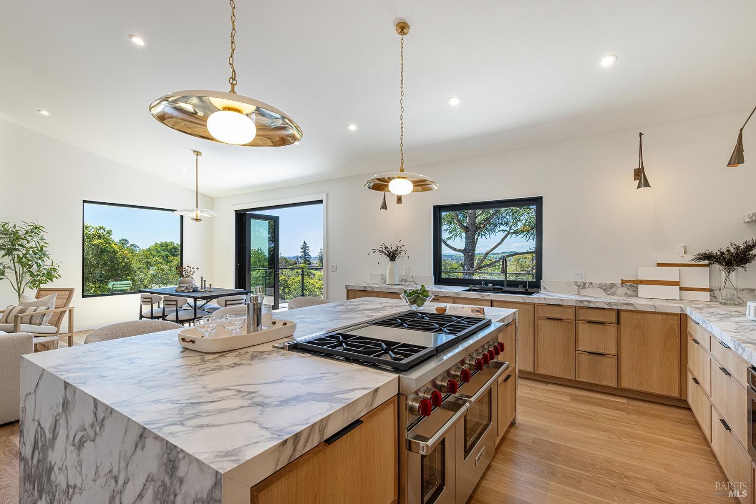 559 East Spring Street Napa, CA 94559 - Photo 8 of 70