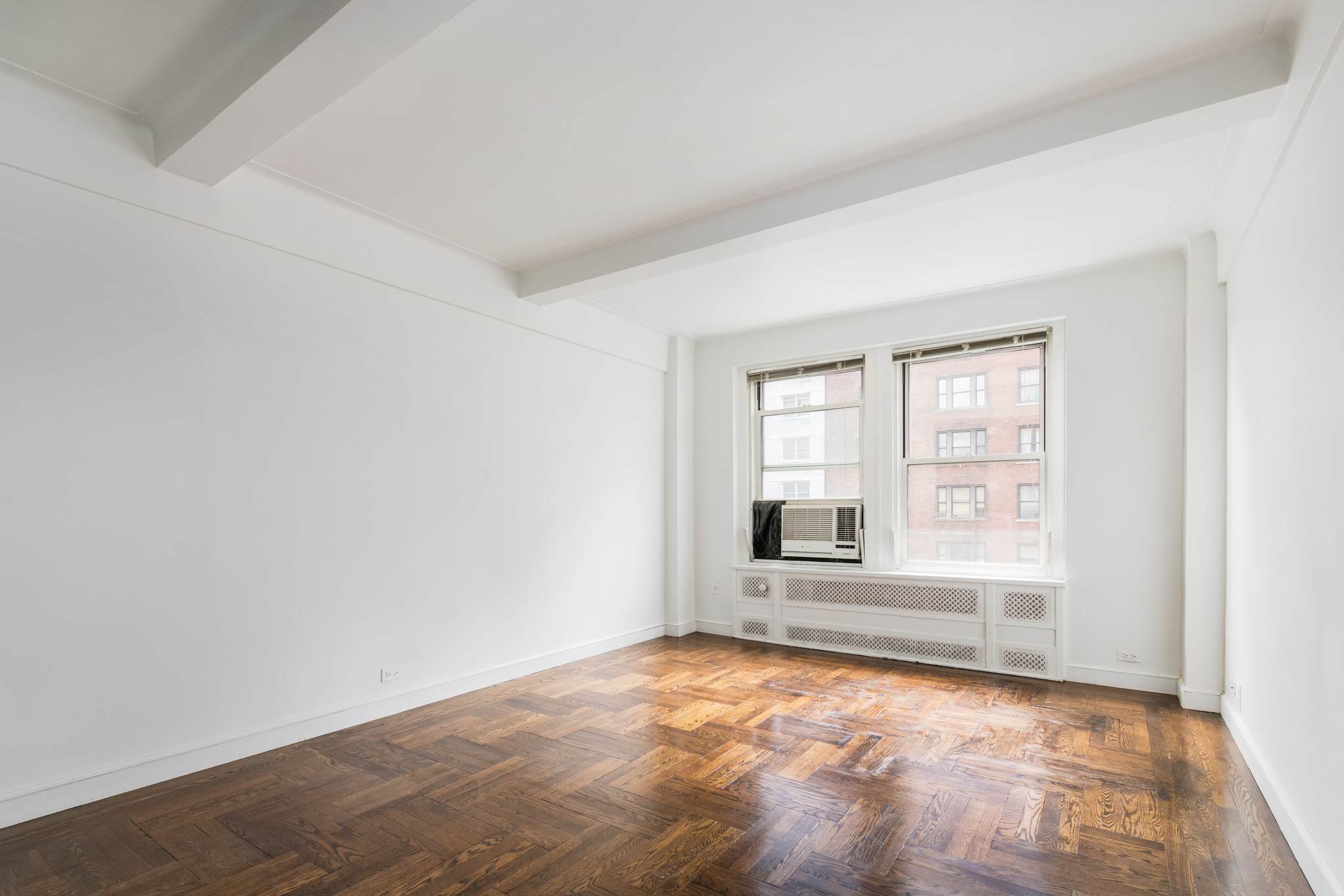 433 West 34th Street, Unit 10G Manhattan, NY 10001 - Photo 3 of 11