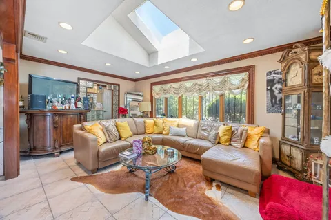 $1,245,000 | 141-18 14th Avenue | Whitestone