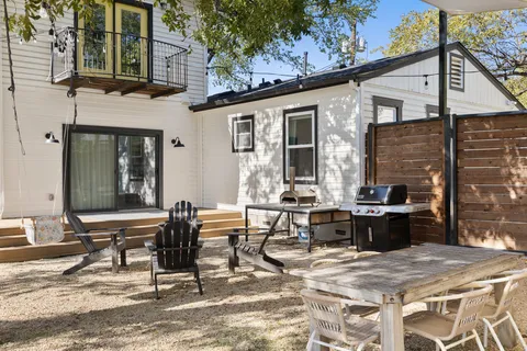$1,100,000 | 909 East 50th Street, Austin, TX 78751