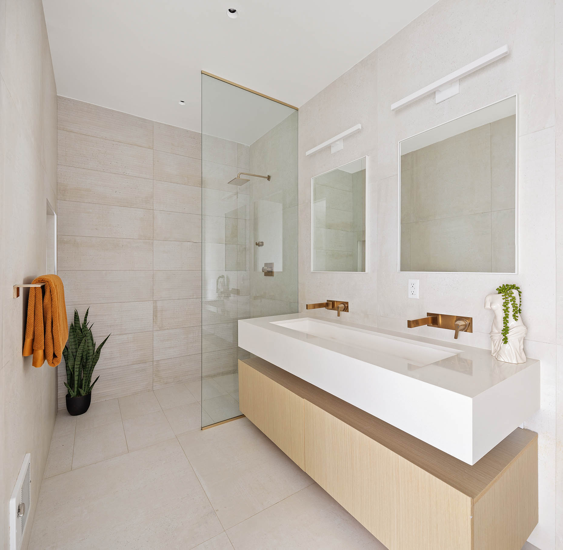 199 Conover Street, Unit PHB Brooklyn, NY 11231 - Photo 7 of 12 a bathroom with a tub sink and mirror