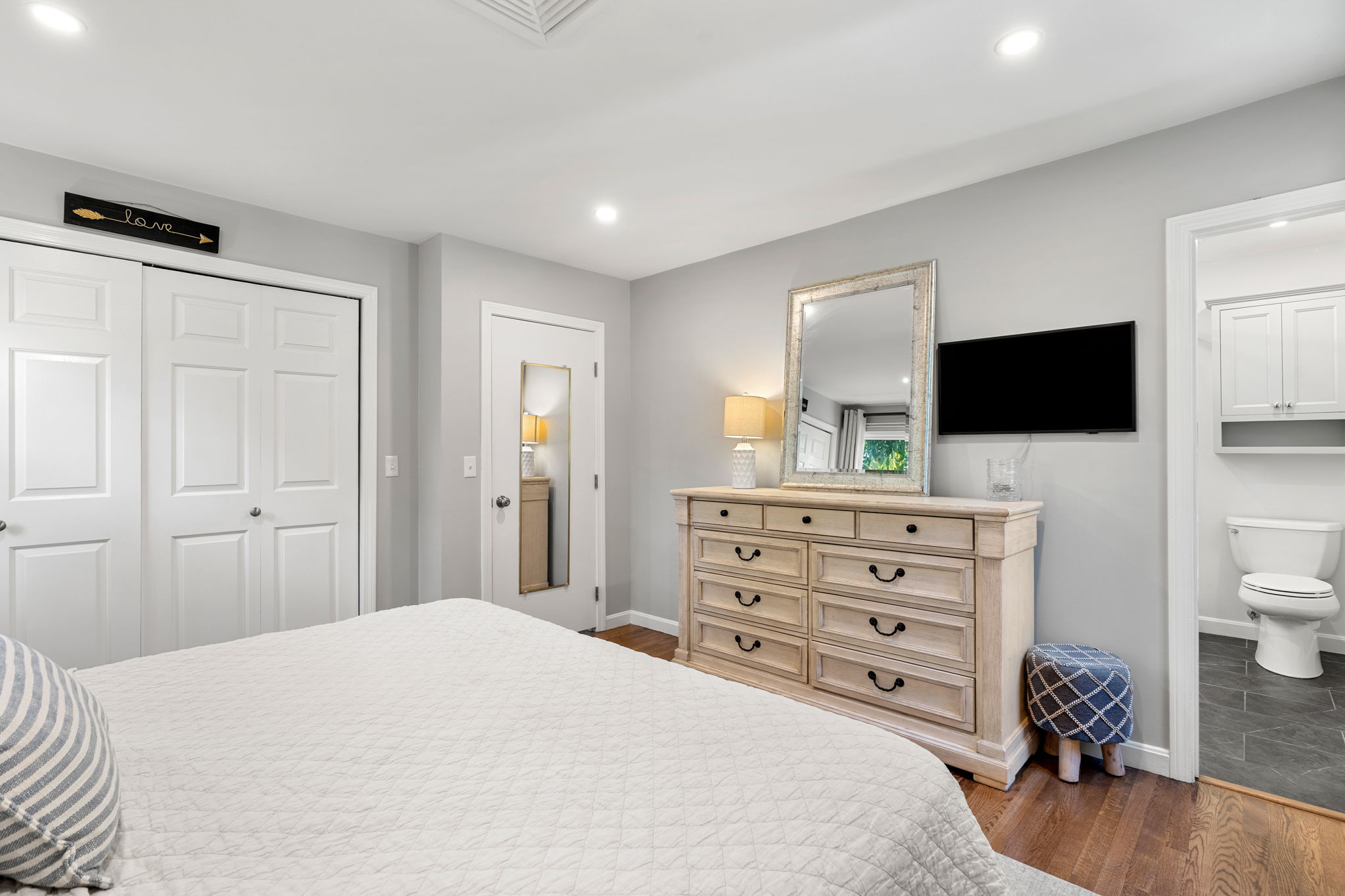 91 Nason Road Swampscott, MA 01907 - Photo 9 of 37