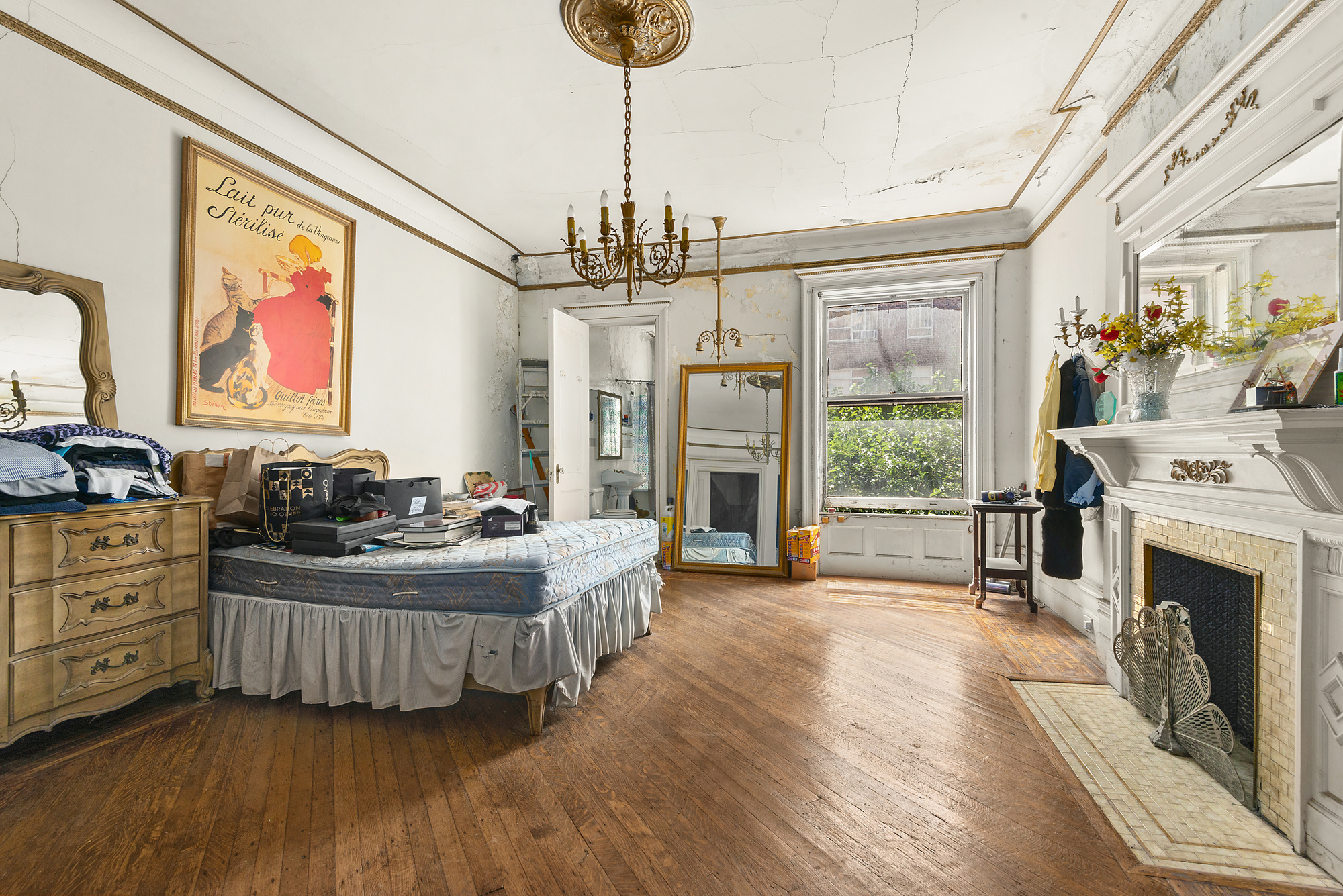 32 West 85th Street Manhattan, NY 10024 - Photo 6 of 10 a living room with fireplace furniture and a fireplace