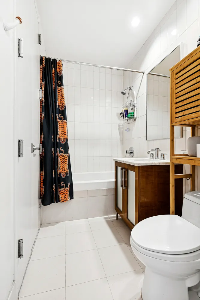 $6,500 | 78 Roebling Street, Unit 2B | Williamsburg