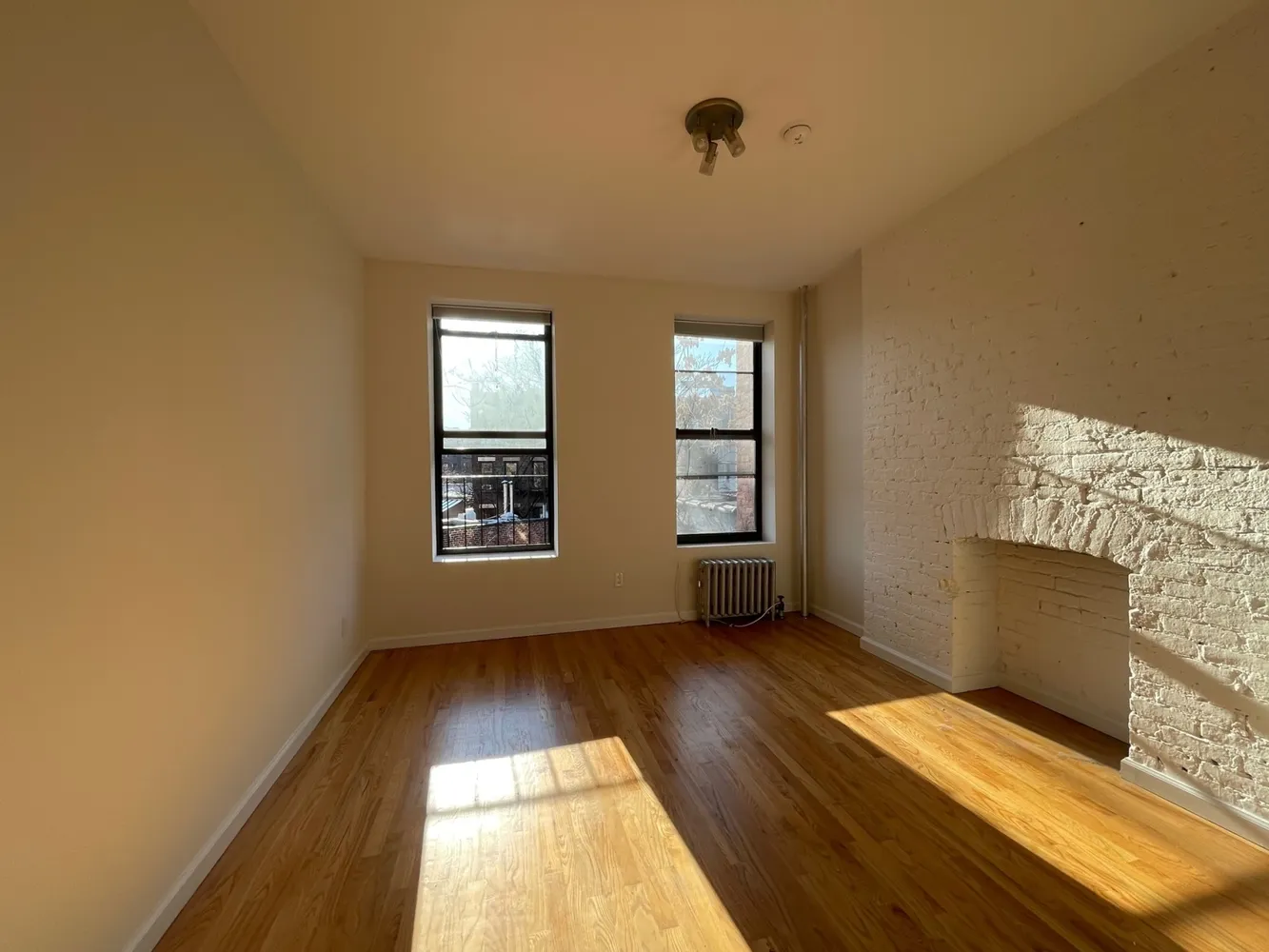 $3,600 | 30 Cornelia Street, Unit 14 | West Village