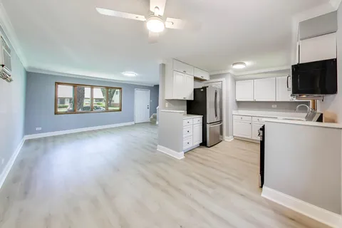 $200,000 | 413 Winnemac Street, Park Forest, IL 60466