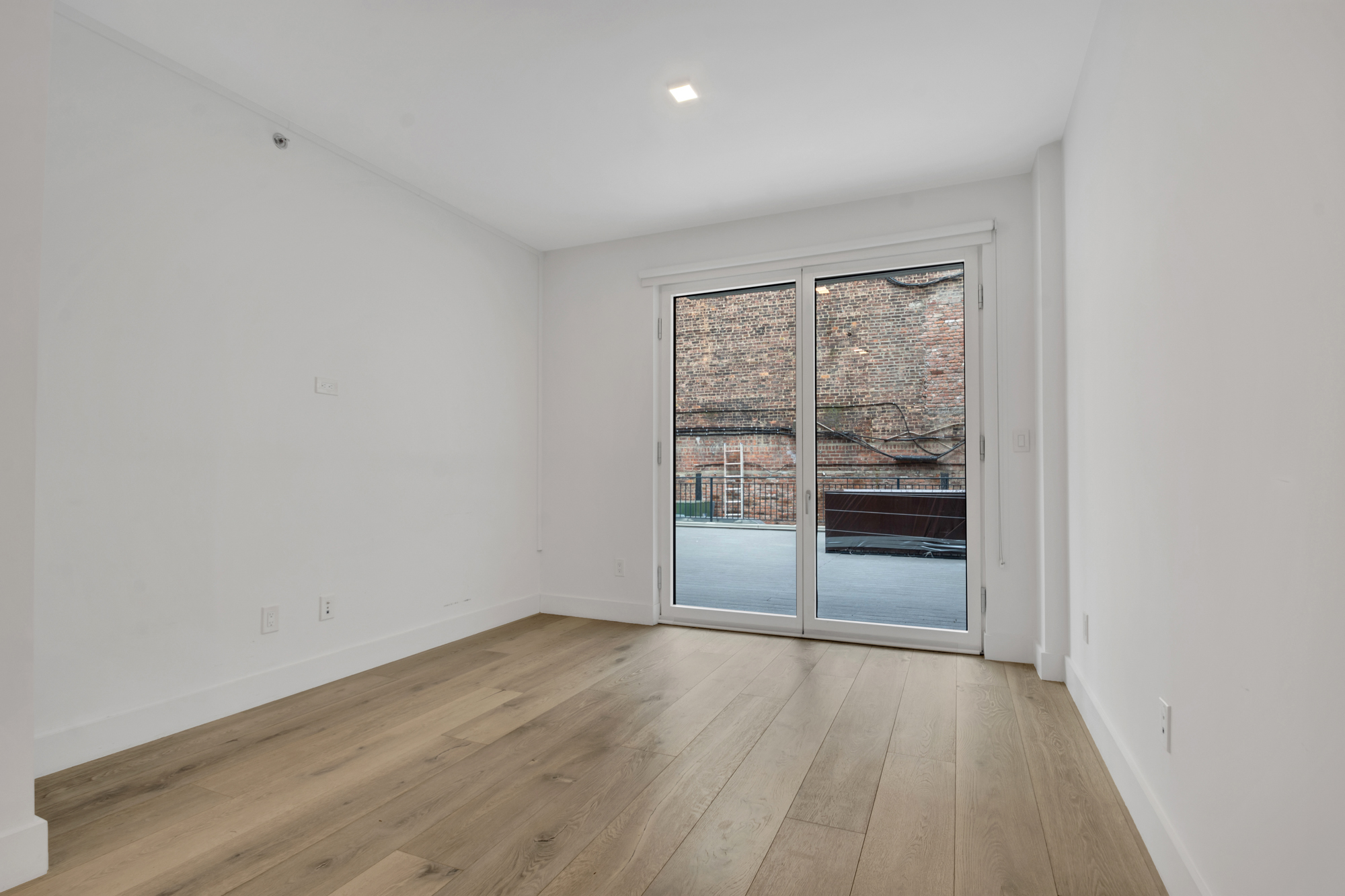 245 East 53rd Street, Unit 2 Manhattan, NY 10022 - Photo 12 of 19