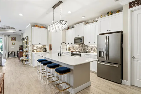 $575,000 | 2318 Marquesa Circle, Naples, FL 34112