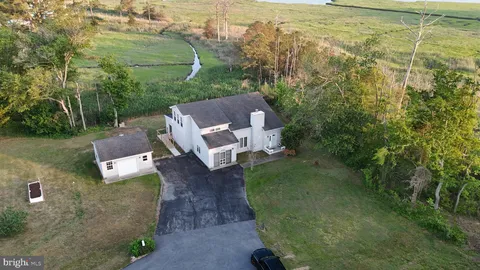 $679,000 | 34742 Frontier Road, Lewes, DE 19958