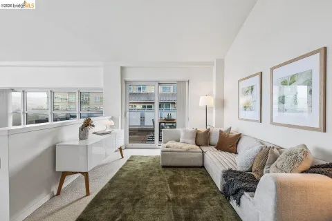 $798,000 | 1 Lakeside Drive, Unit 911, Oakland, CA 94612