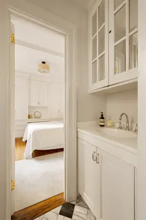 $1,050,000 | 119 East 84th Street, Unit 4C | Upper East Side