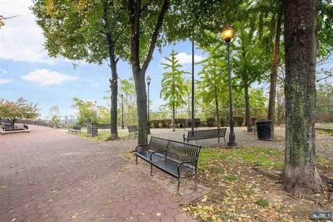 $350,000 | 6405 Boulevard East, Unit B2, West New York, NJ 07093