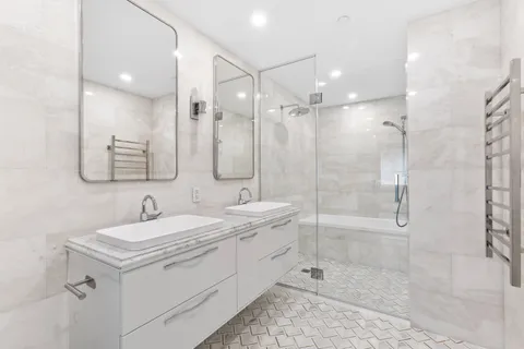 $3,450,000 | 126 East 86th Street, Unit 5B | Upper East Side