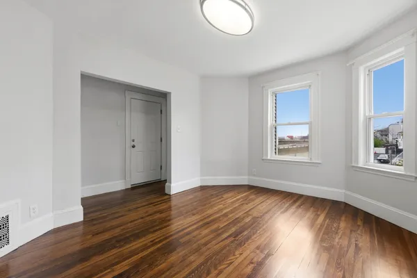 $620,000 | 20 Connecticut Avenue, Unit 2, Somerville, MA 02145
