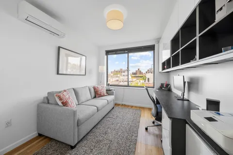 $1,195,000 | 5 West 127th Street, Unit PHB | Central Harlem