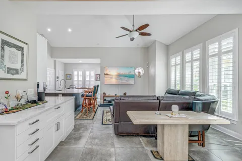 $479,000 | 5401 Cafrey Place, Apollo Beach, FL 33572