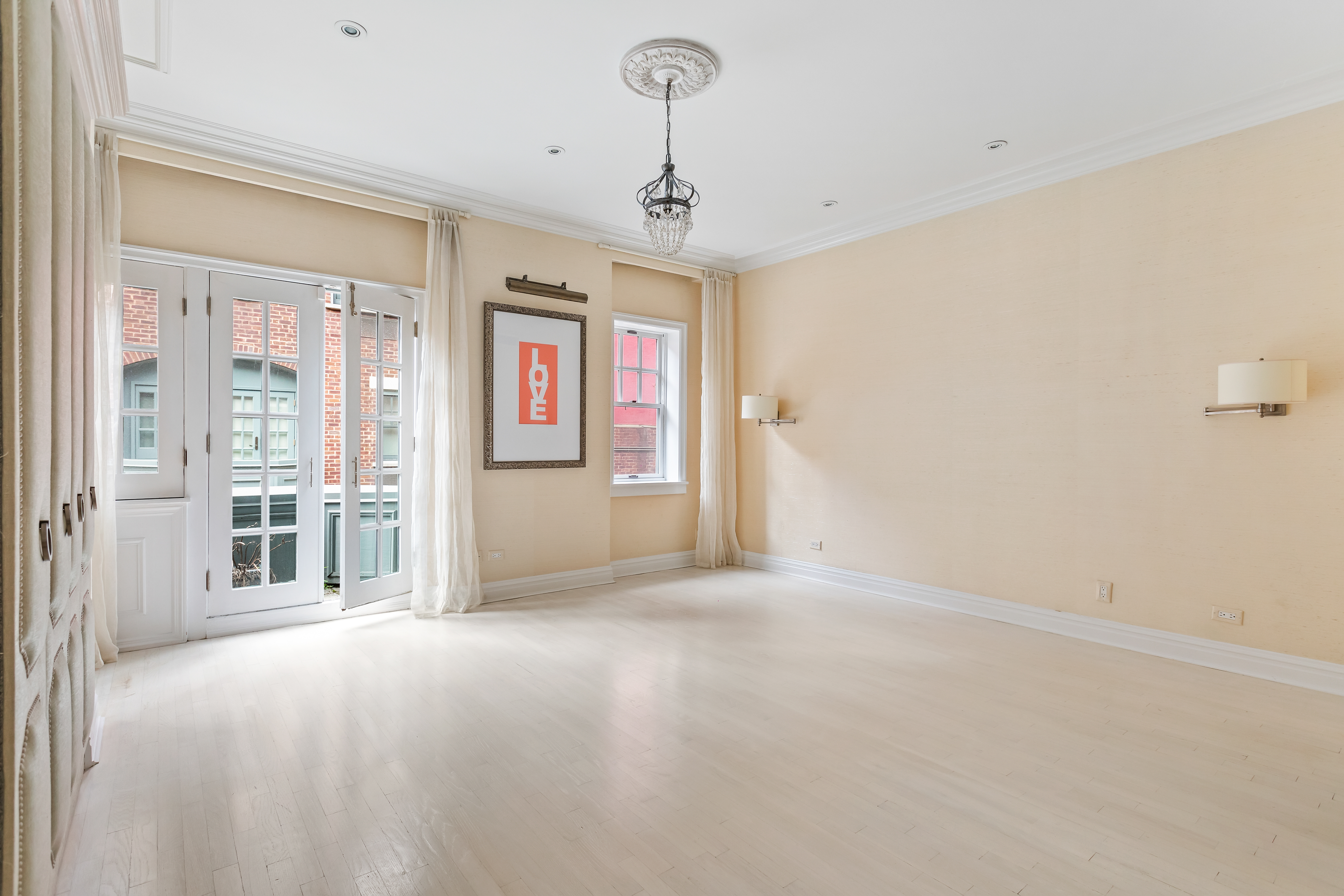 6 Greenwich Mews, Unit Undisclosed Manhattan, NY 10014 - Photo 12 of 23
