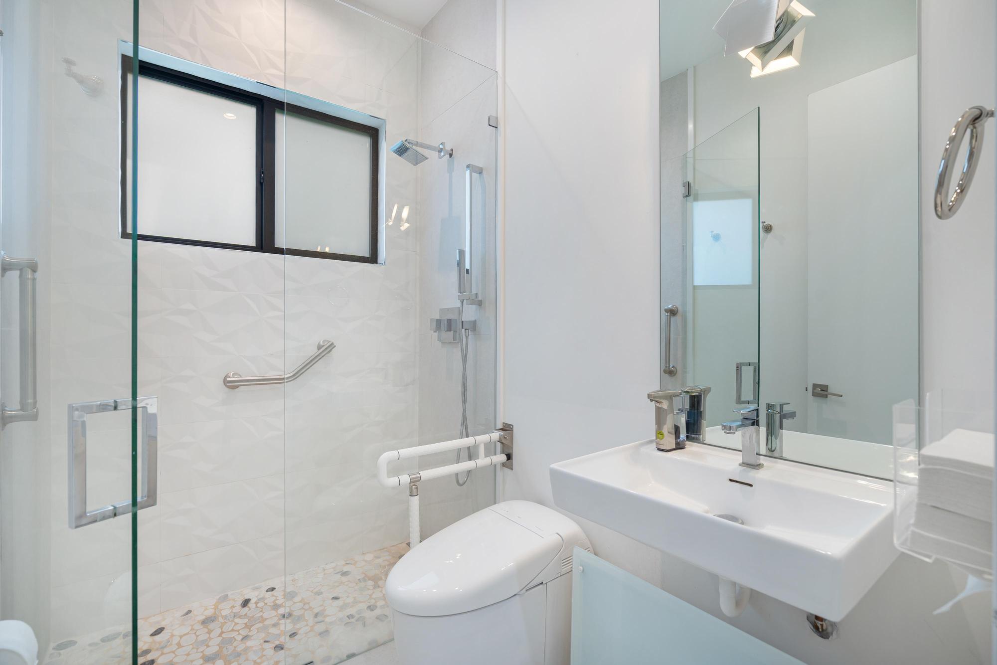 1760 Chucunantah Road Miami, FL 33133 - Photo 36 of 55 Gallery Image 36