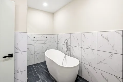 $789,999 | 1731 Reed Street, Philadelphia, PA 19146