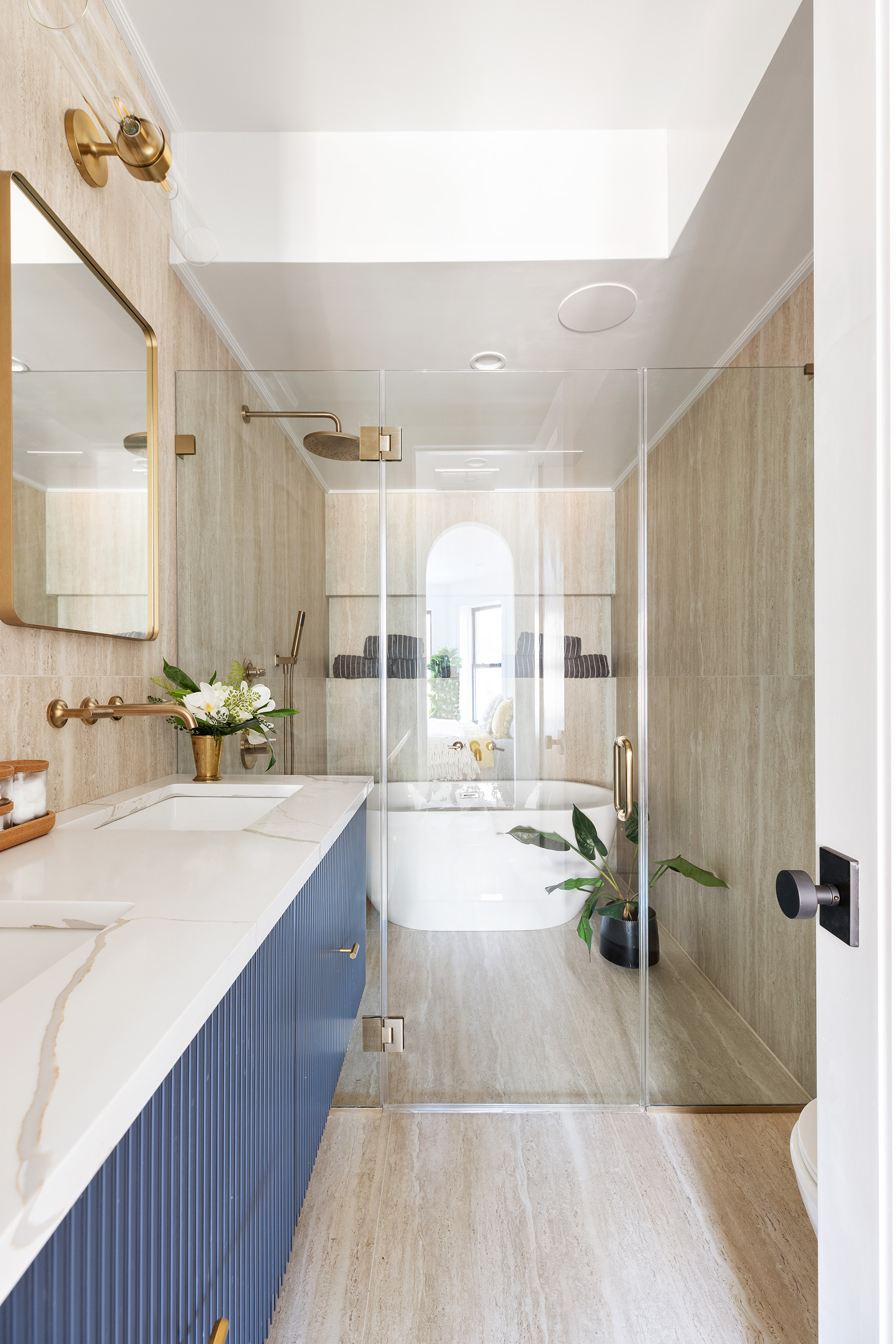 347 A Quincy Street Brooklyn, NY 11216 - Photo 7 of 15 a large bathroom with a large tub and sink