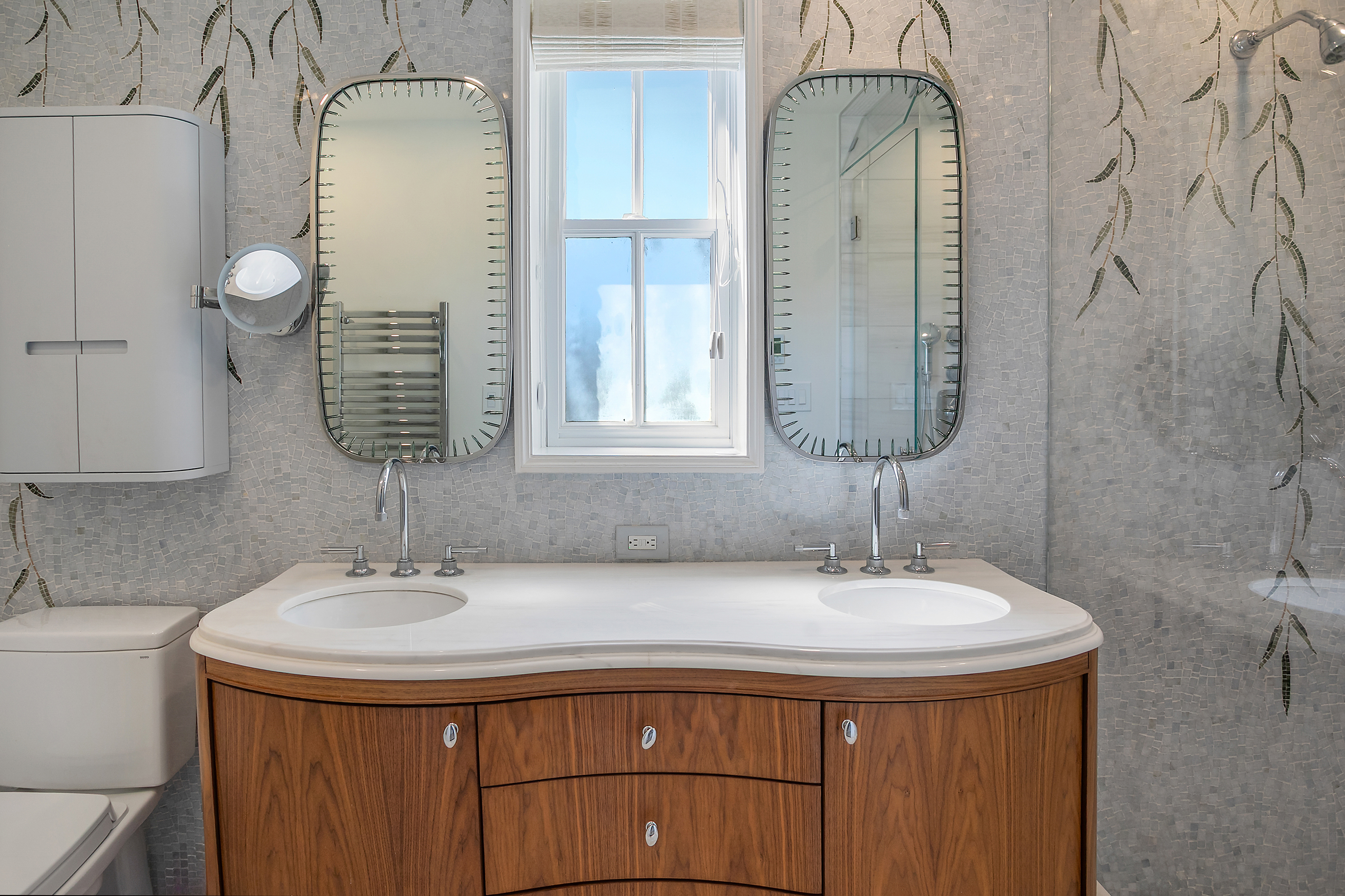 1832 Corcoran Street Northwest Washington, DC 20009 - Photo 10 of 29 a bathroom with a sink and a mirror