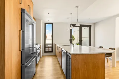 $2,350,000 | 500 4th Avenue, Unit 11C | Park Slope
