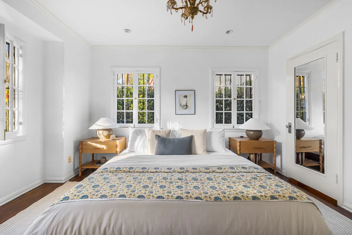 $1,849,000 | 926 Burnside Avenue, Los Angeles, CA 90036