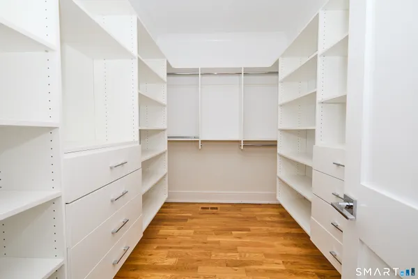 $3,000,000 | 70 Meadow Ridge Road, Fairfield, CT 06890