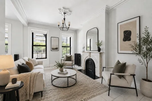 $5,200 | 80 Orange Street, Unit 2 | Brooklyn Heights