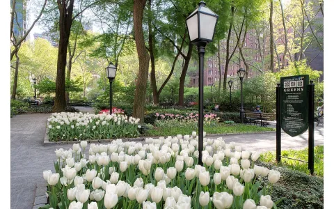 $500,000 | 5 Tudor City Place, Unit 912 | Murray Hill