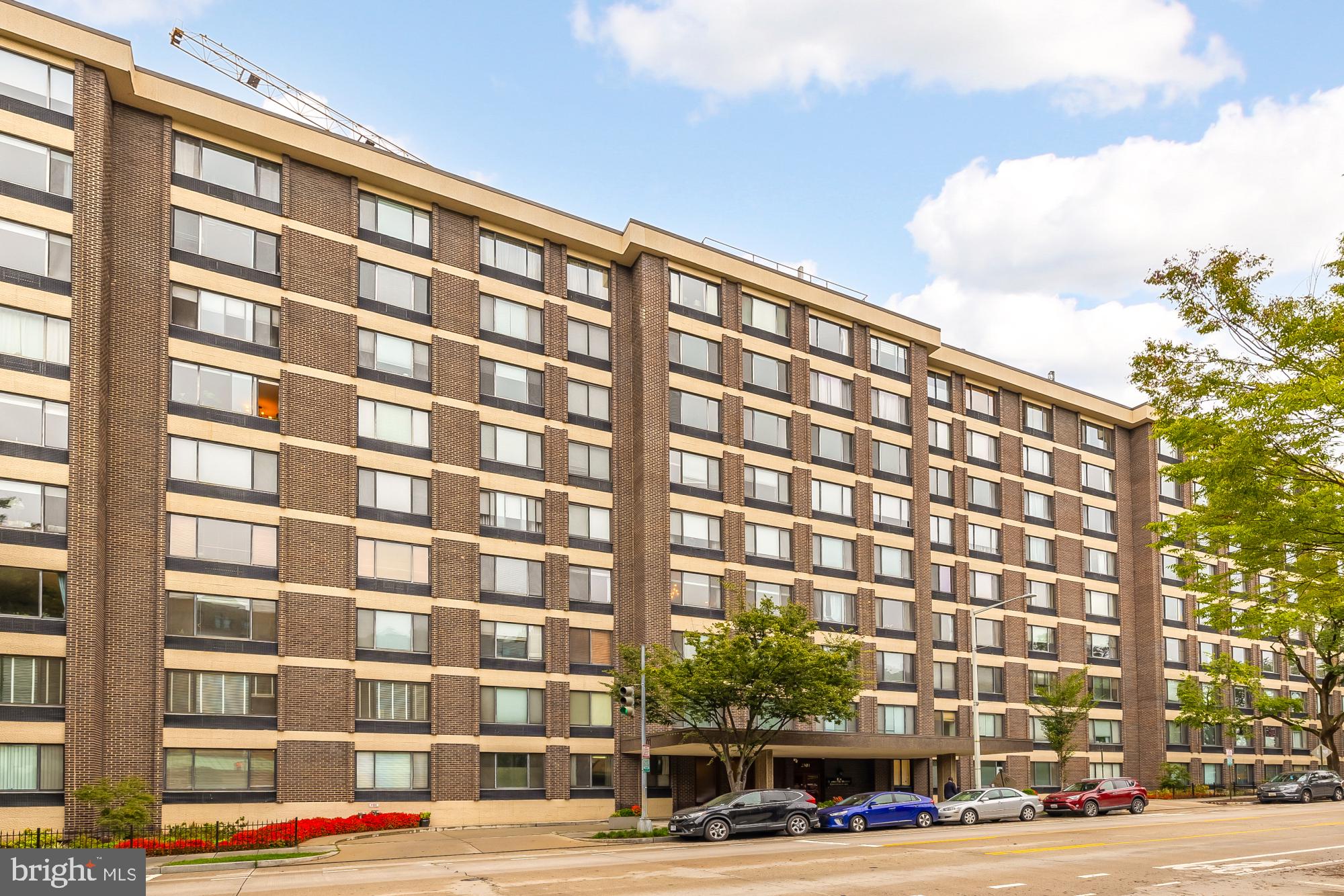 2501 Calvert Street Northwest, Unit 308 Washington, DC 20008 - Photo 2 of 22