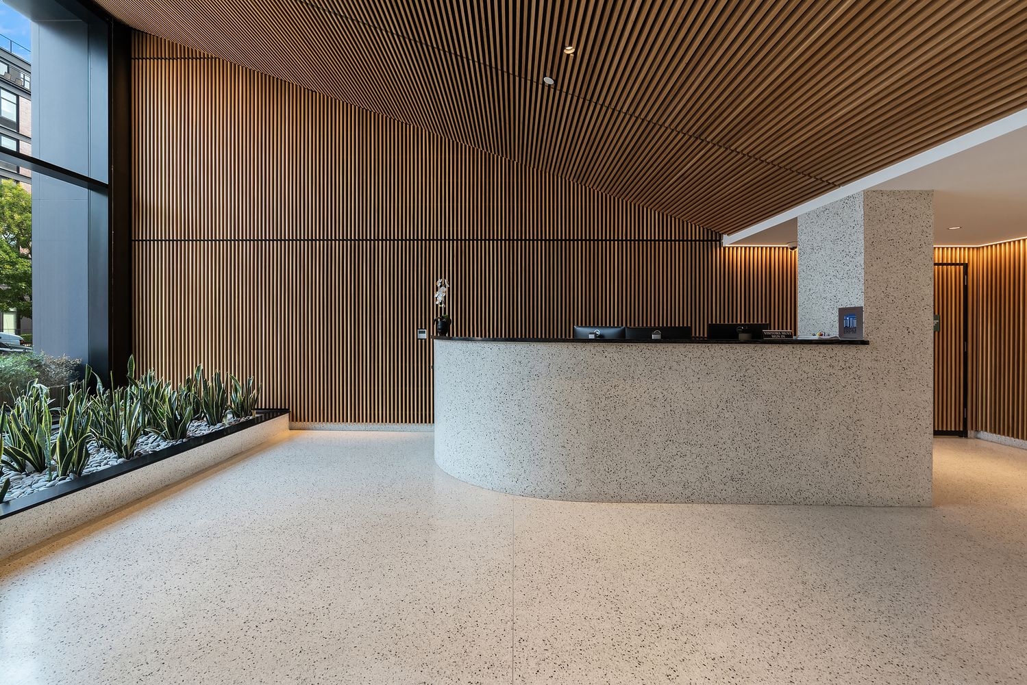 21-30 44th Drive, Unit PHD Queens, NY 11101 - Photo 8 of 11