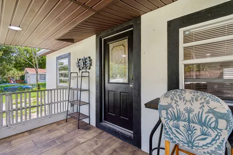 $330,000 | 1202 East Annie Street, Tampa, FL 33612