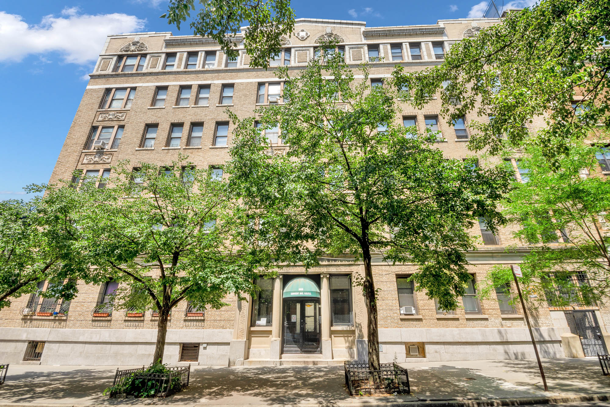 302 Convent Avenue, Unit 43 Manhattan, NY 10031 - Photo 5 of 5 a front view of a building