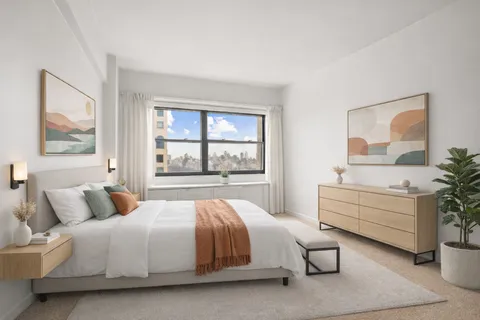 $1,350,000 | 58 West 58th Street, Unit 30A | Midtown Central