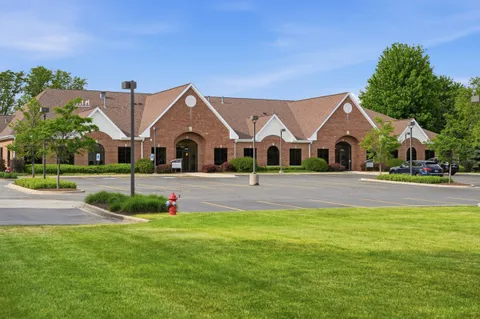 $3,150,000 | 6475 Washington Street, Gurnee, IL 60031
