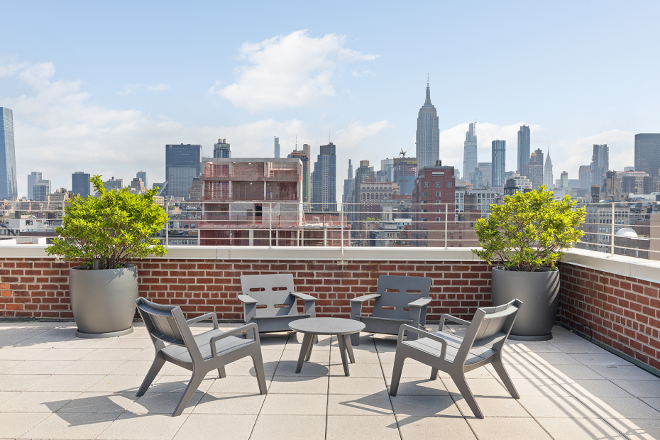 105 West 13th Street, Unit 2A Manhattan, NY 10011 - Photo 7 of 8 Gallery Image 7