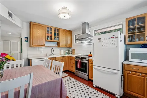 $565,000 | 905 Robin Road, Silver Spring, MD 20901