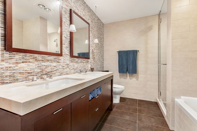 $2,600,000 | 15 Broad Street, Unit 2200 | Financial District