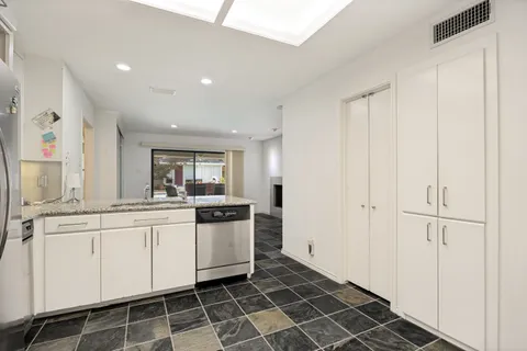 $1,500,000 | 6715 Glenhurst Drive, Dallas, TX 75254